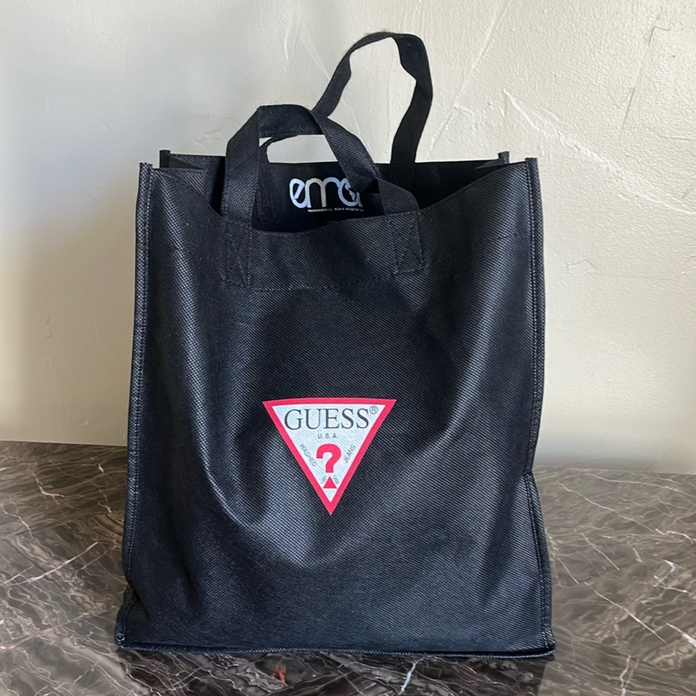 Guess Tote - Picture 1 of 9
